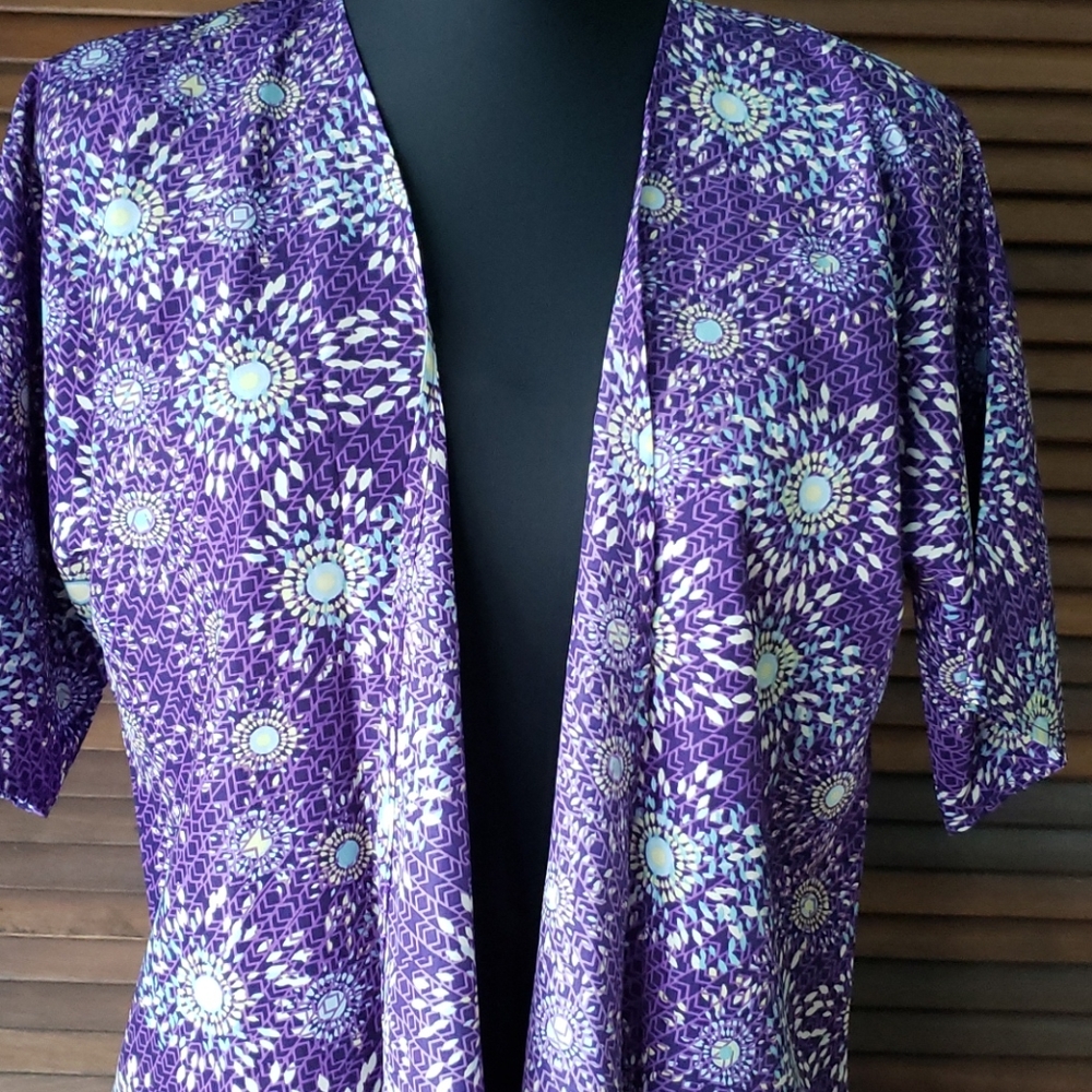 LuLaRoe Purple Pattern Overlay Blouse Women's Size Medium